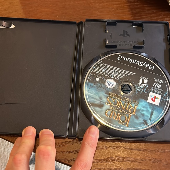 Lord of the Rings Two Towers for PlayStation 2 - Picture 2 of 3